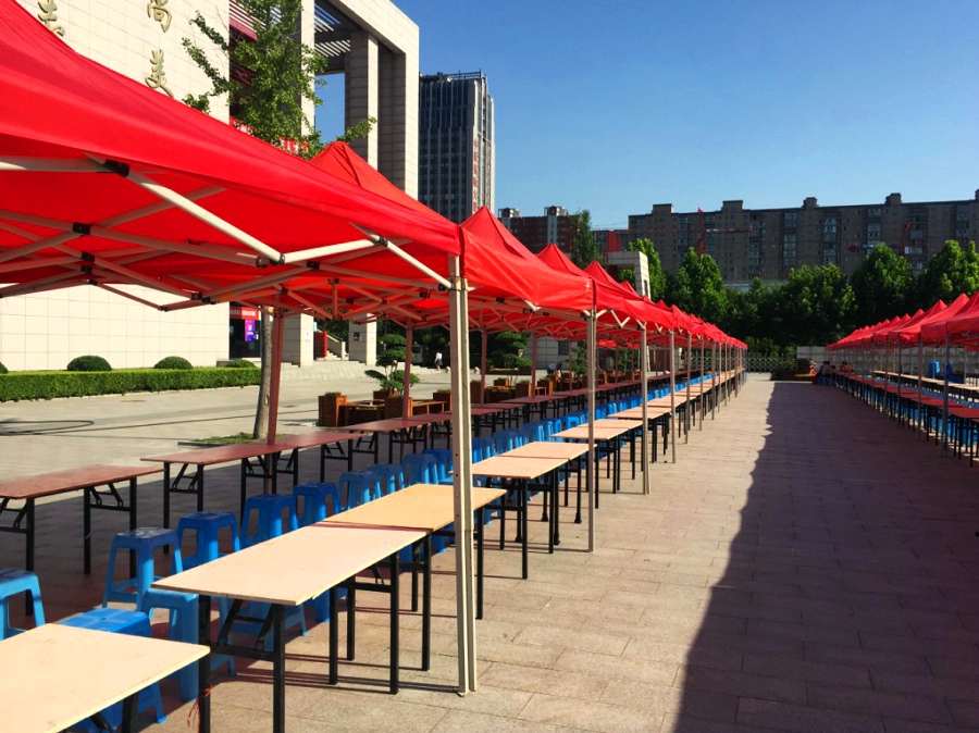 mobile pull and push tent.jpg