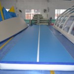 Fabricante al por mayor 5m * 1m * 0,1 m estera de entrenamiento de aire de piso de aire inflable