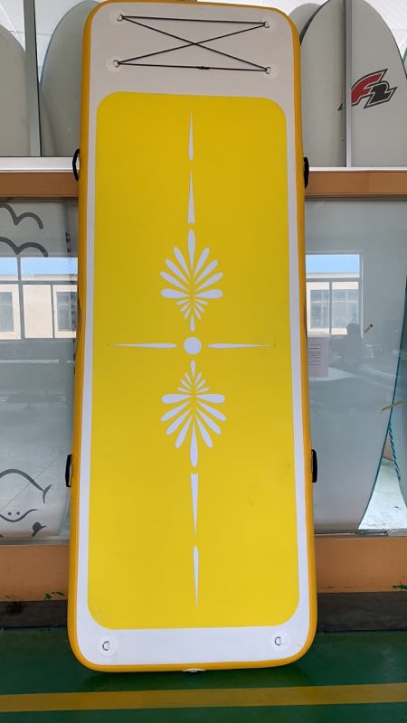 Estera de yoga flotante inflable precio de fábrica