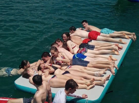 muelle inflable para botes