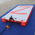 Colchoneta de aire para nadar con plataforma de pesca de red de punto de gota