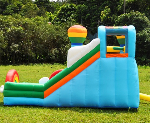 casa de salto inflable para fiesta de niños pequeños